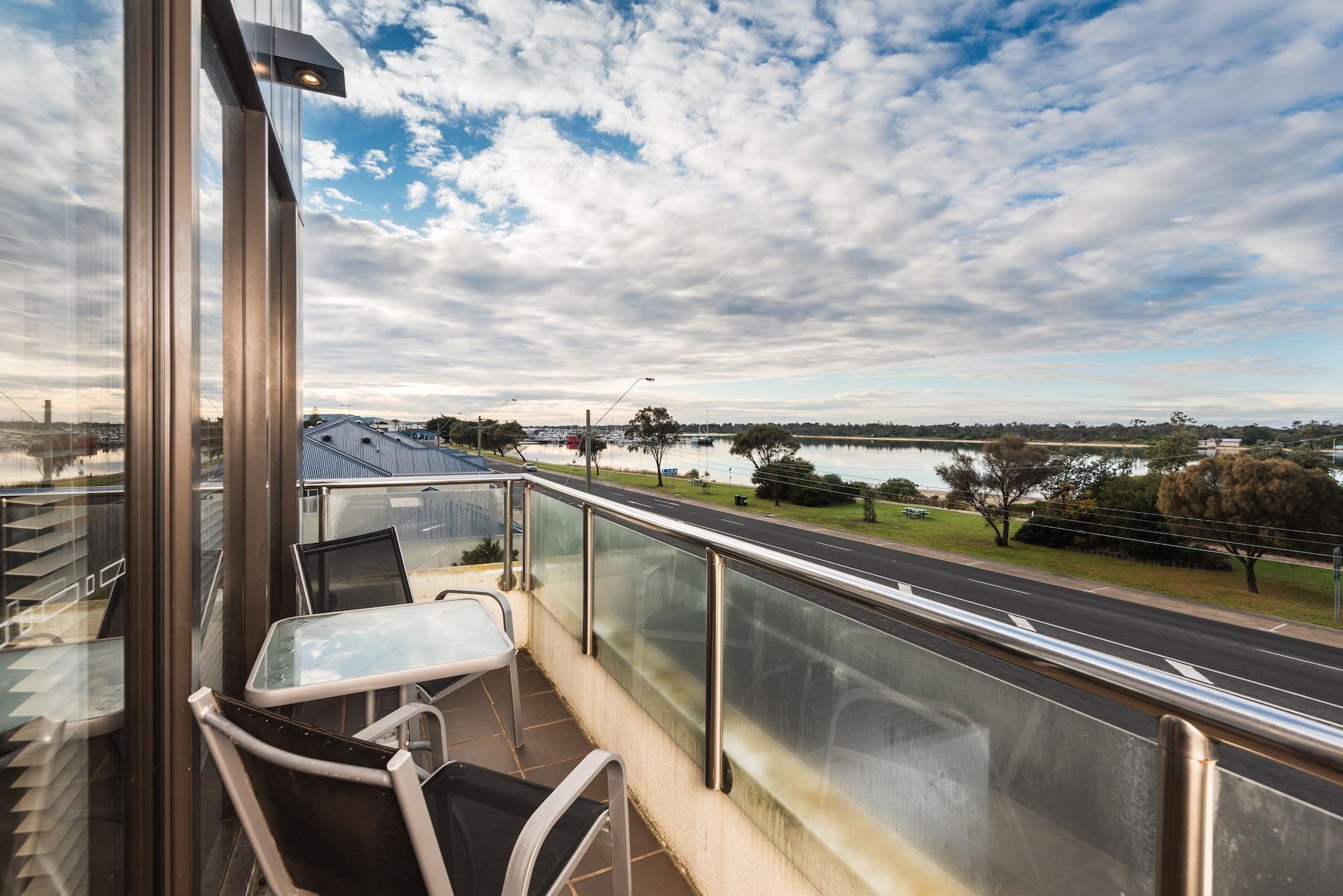 The Esplanade Resort And Spa Lakes Entrance Dış mekan fotoğraf