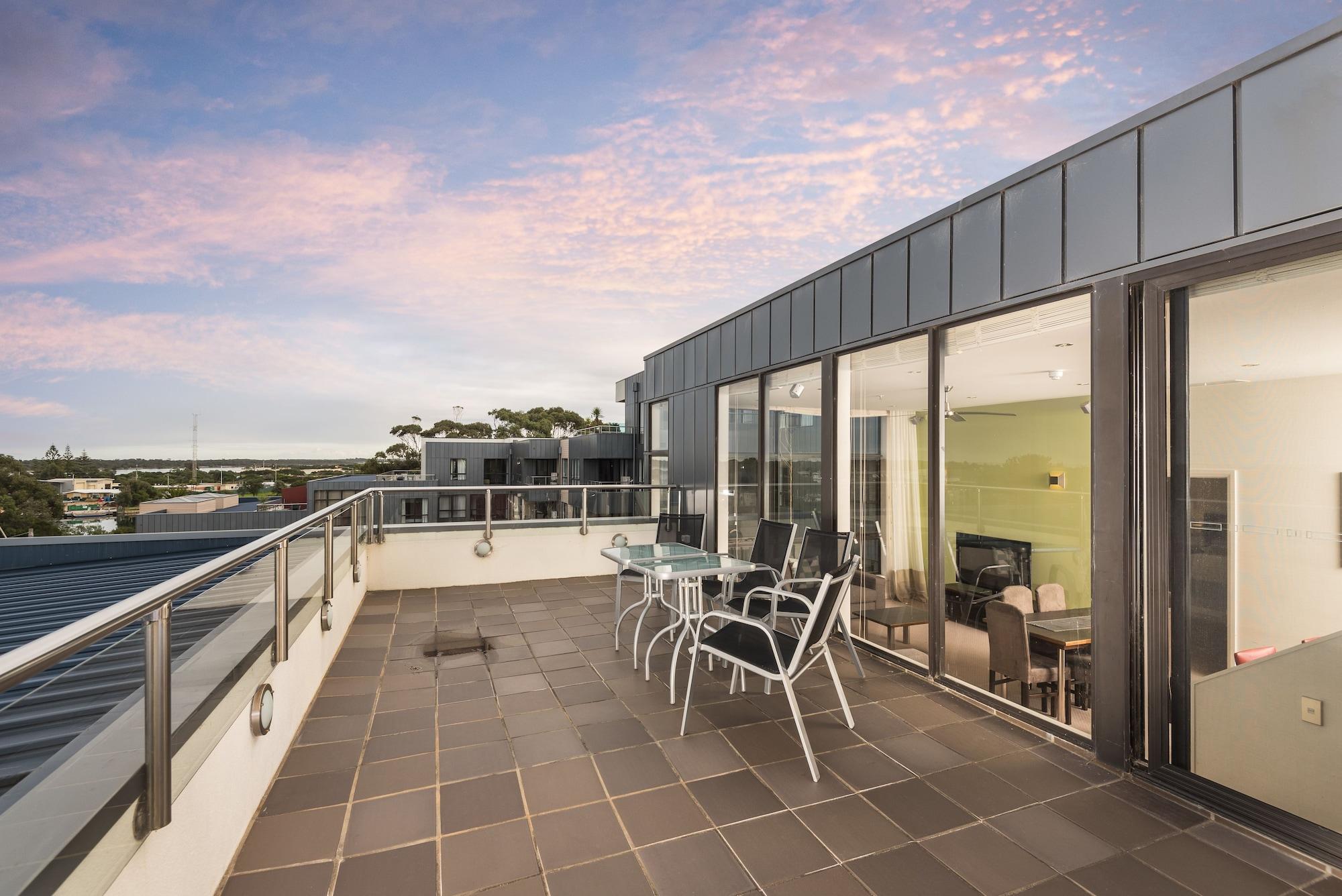 The Esplanade Resort And Spa Lakes Entrance Dış mekan fotoğraf
