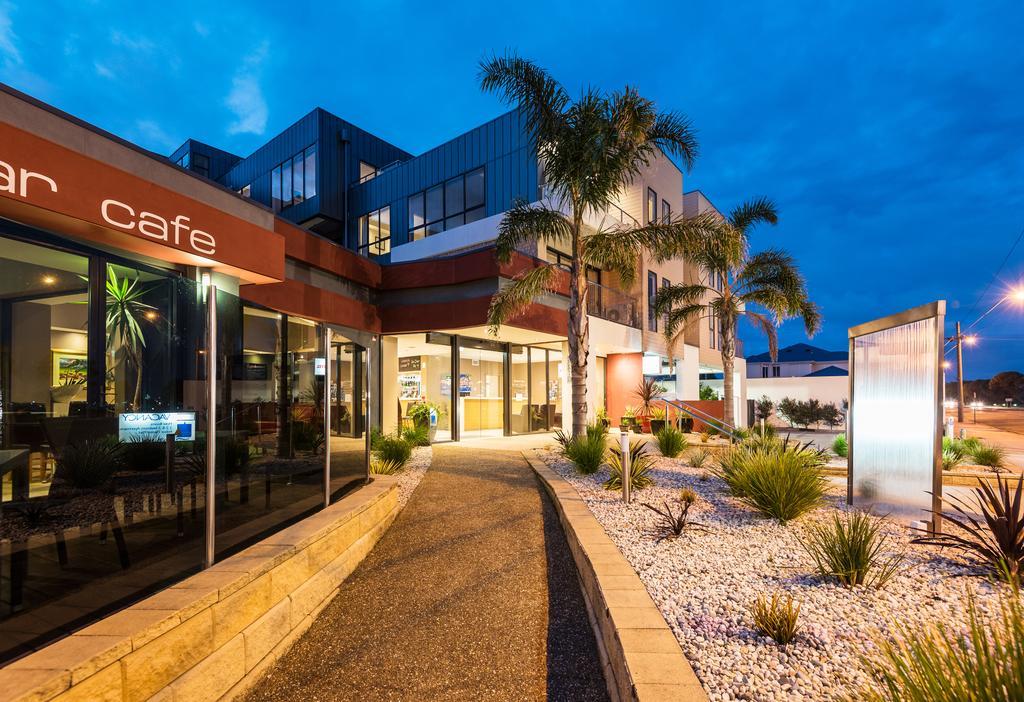 The Esplanade Resort And Spa Lakes Entrance Dış mekan fotoğraf